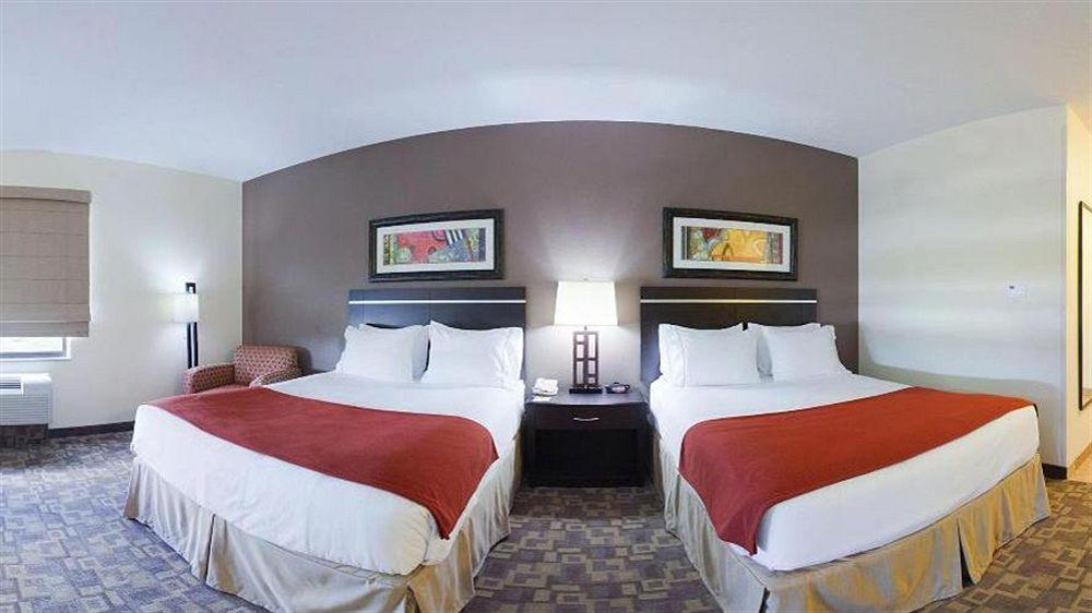 Holiday Inn Express Hotel And Suites Lincoln Airport By Ihg Eksteriør billede