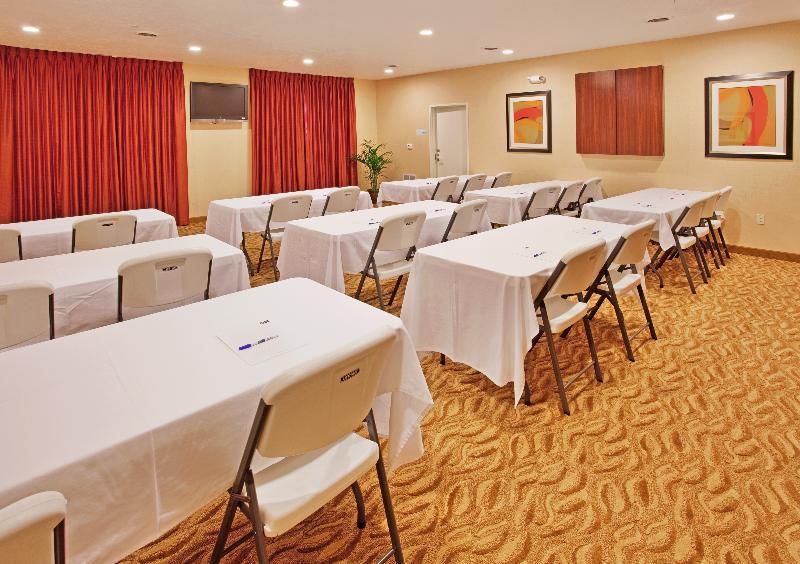 Holiday Inn Express Hotel And Suites Lincoln Airport By Ihg Eksteriør billede
