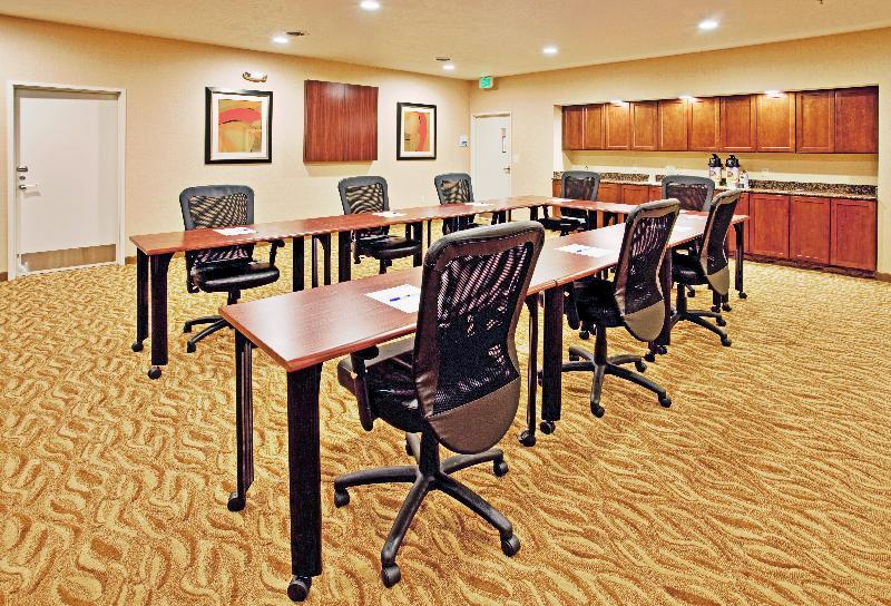 Holiday Inn Express Hotel And Suites Lincoln Airport By Ihg Eksteriør billede
