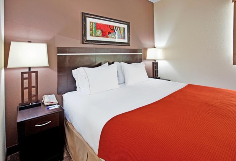 Holiday Inn Express Hotel And Suites Lincoln Airport By Ihg Eksteriør billede